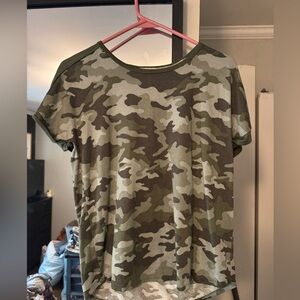 Camo t-shirt